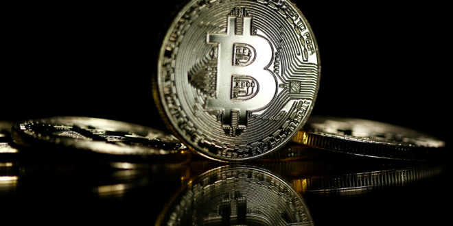 Bitcoin se acerca a los 20,000 dólares