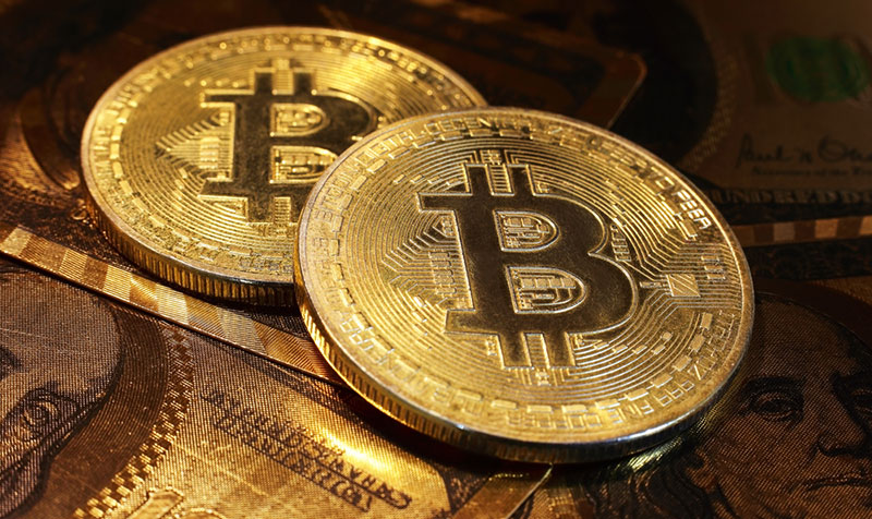 Bitcoin se acerca a los 24,000 dólares
