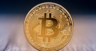 Bitcoin enfrenta turbulencia de precios a medida que cae la liquidez del mercado: JPMorgan