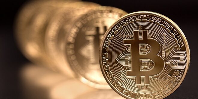 Bitcoin se hunde por debajo de $ 55,000