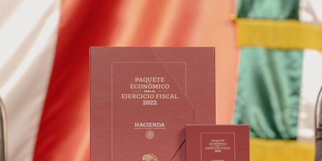 Entrega de documento de Paquete Económico 2022